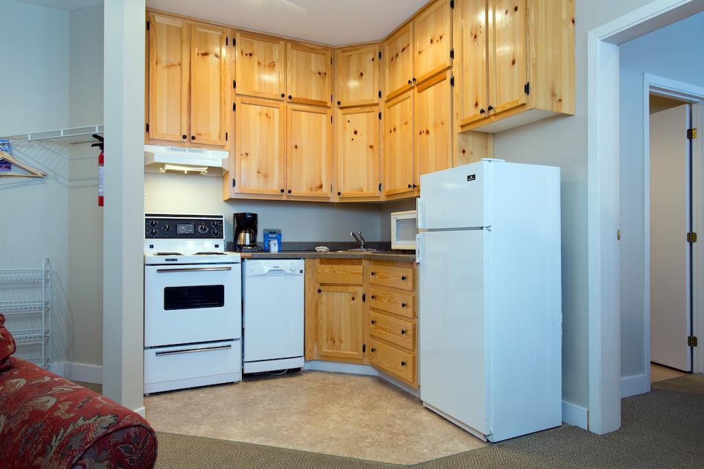 The Vance Creek Hotel & Conference Centre Silver Star Room photo